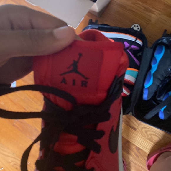 Real Jordan 1s for sale - Picture 4 of 5